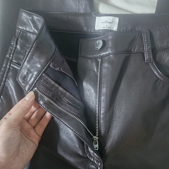WILFRED The Melina Pant High Waist Vegan Leather Dark Brown Size 4 Aritzia - Picture 5 of 10